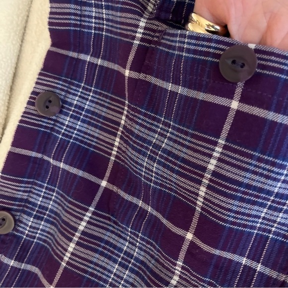 L.L. Bean Purple Plaid Hooded Fleece Lined Button Front Shirt With Pockets Large - Picture 7 of 8